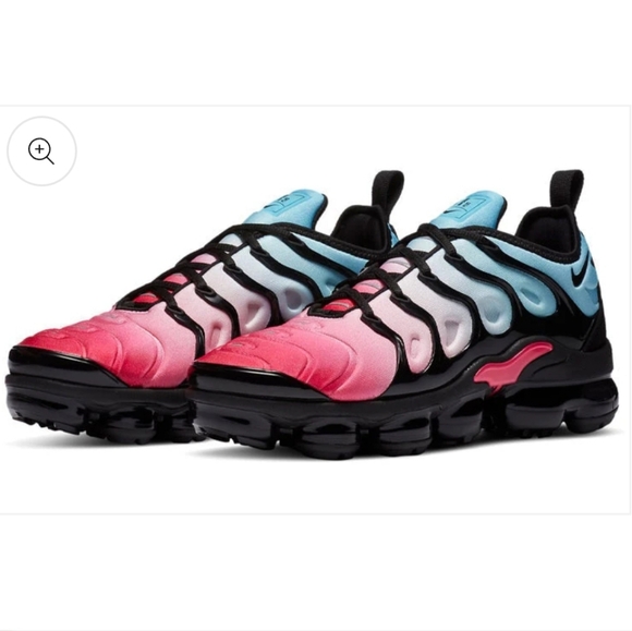 Nike Shoes - Nike Air VaporMax Plus Women's 9.5 Hyper Pink/Pink Foam/Glacier Ice/Black